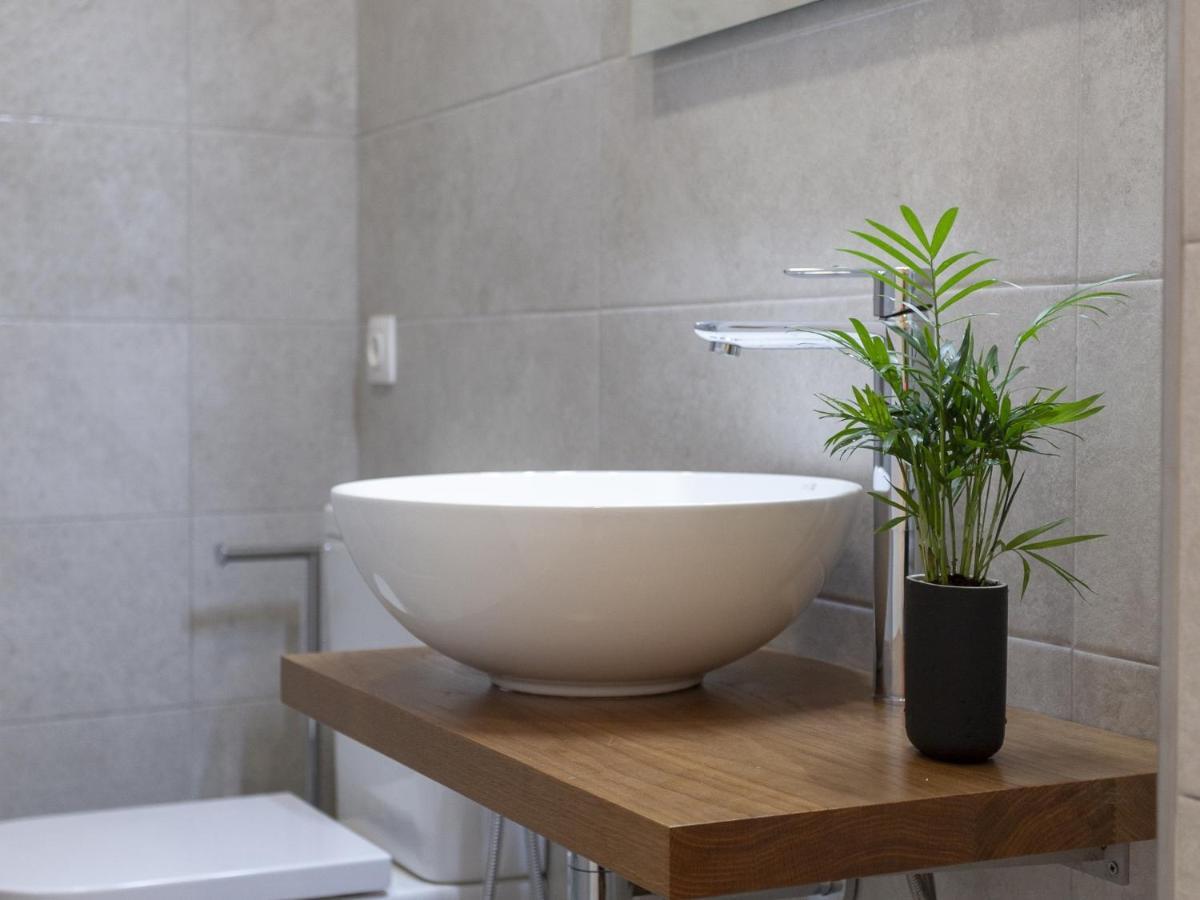 סביליה Rd Aparcamiento Incluido Triana Luminoso Comodo Apartamento 2Bd 2Bth מראה חיצוני תמונה